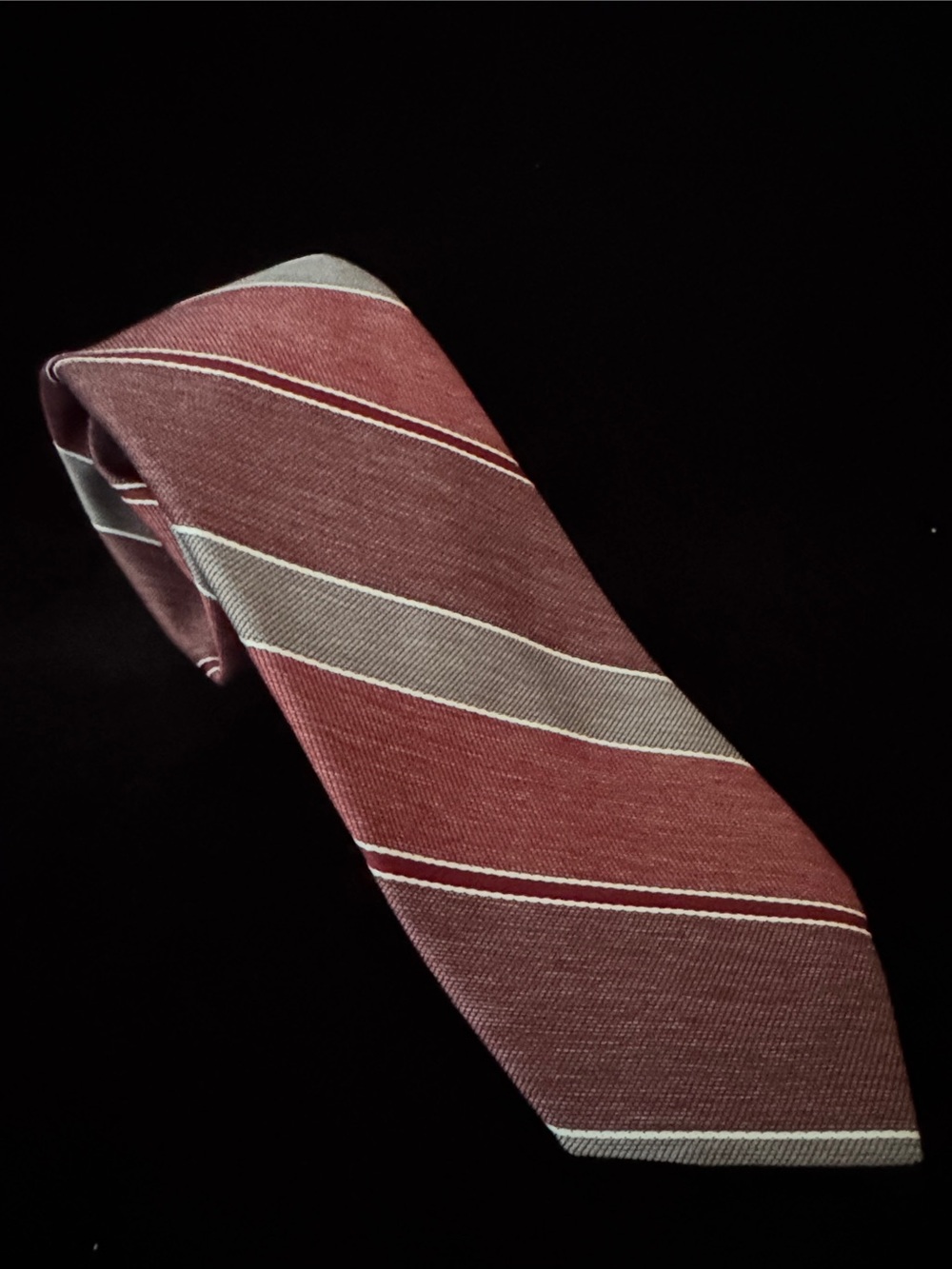 LILLY DACHE TIE